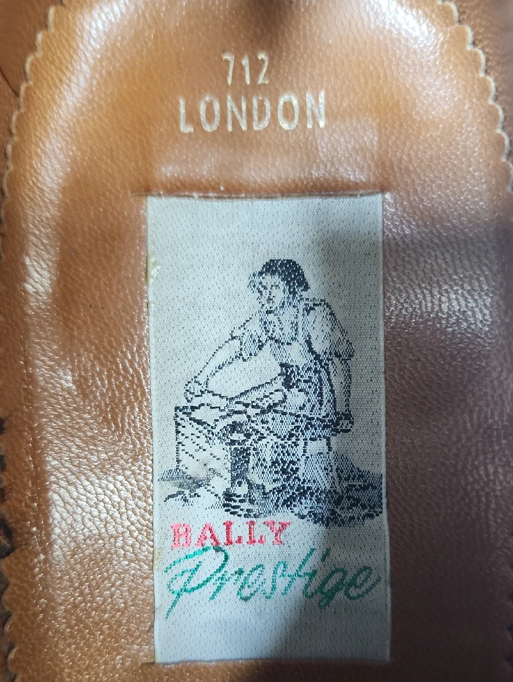 Bally‎ London 712 Size 8d Classic Brown Leather Cap-Toe Oxford Dress Shoes